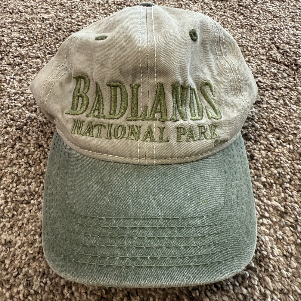 Green Badlands National Park Cap